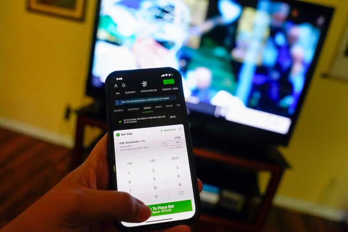 Latest App Updates from Leading Sports Betting Platforms in the US