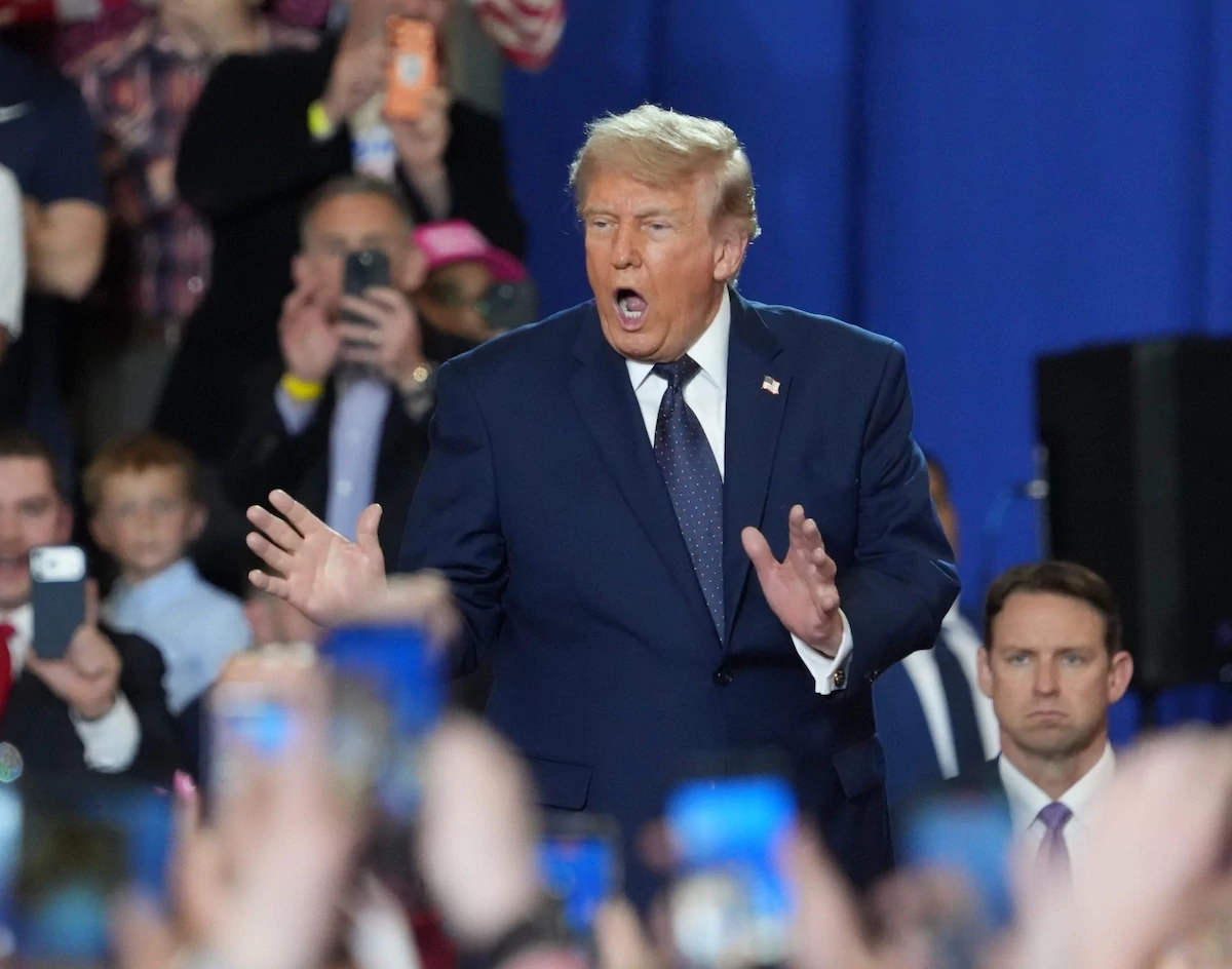 Donald Trump Backs CFTC Over States, Calls Regulators 'Scum'