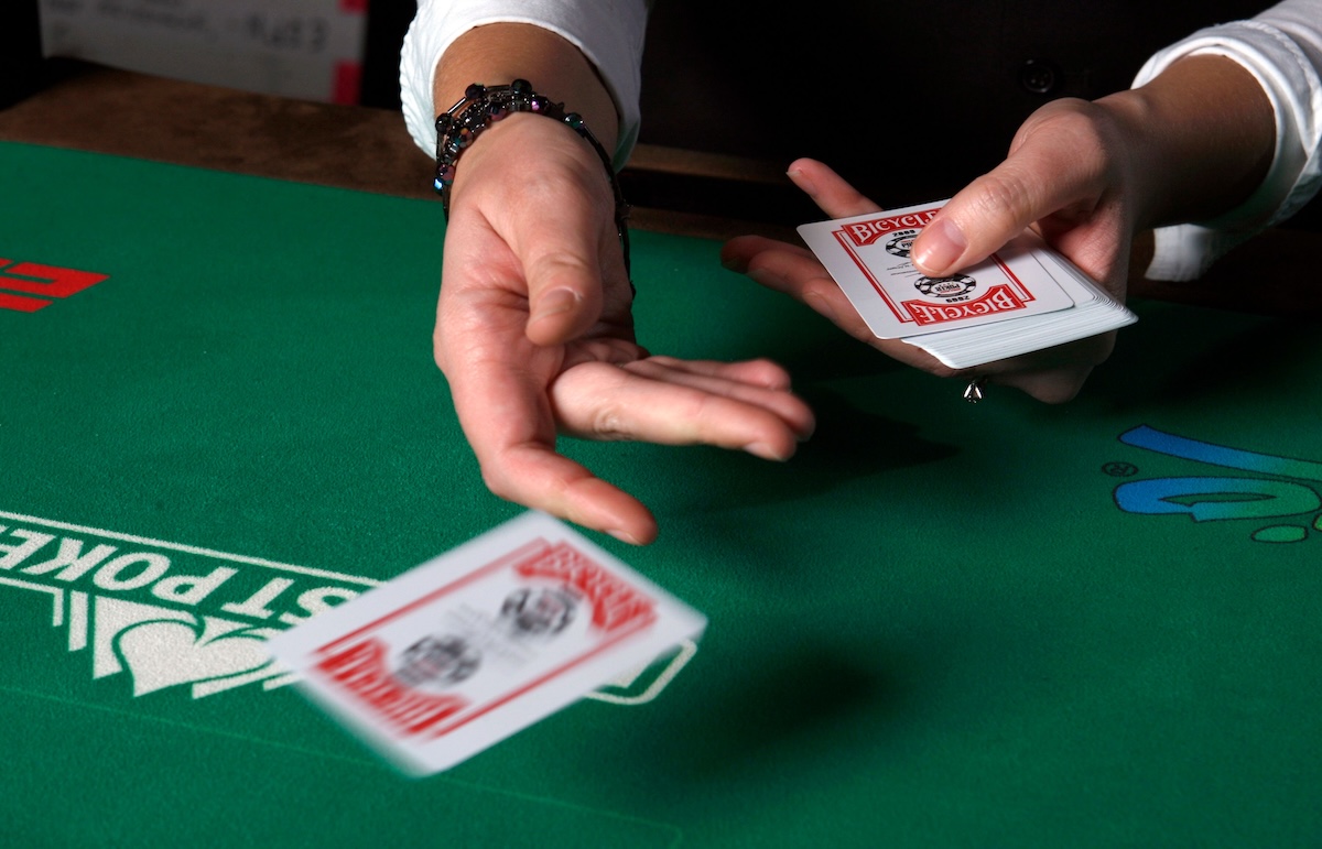 World Series of Poker Fan Wins $813K Pai Gow Jackpot in Las Vegas